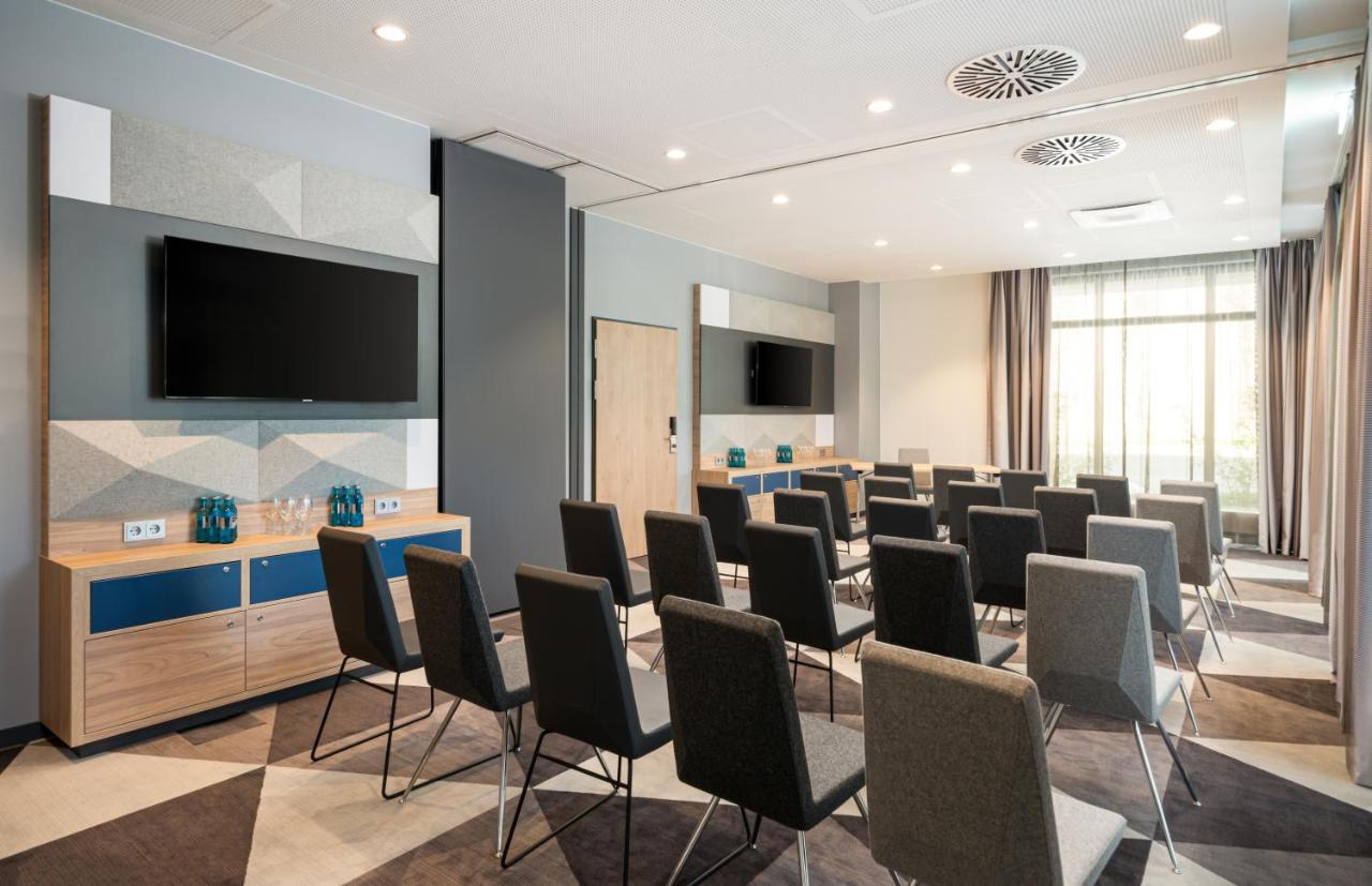 Holiday Inn Express - Rosenheim By Ihg Eksteriør bilde